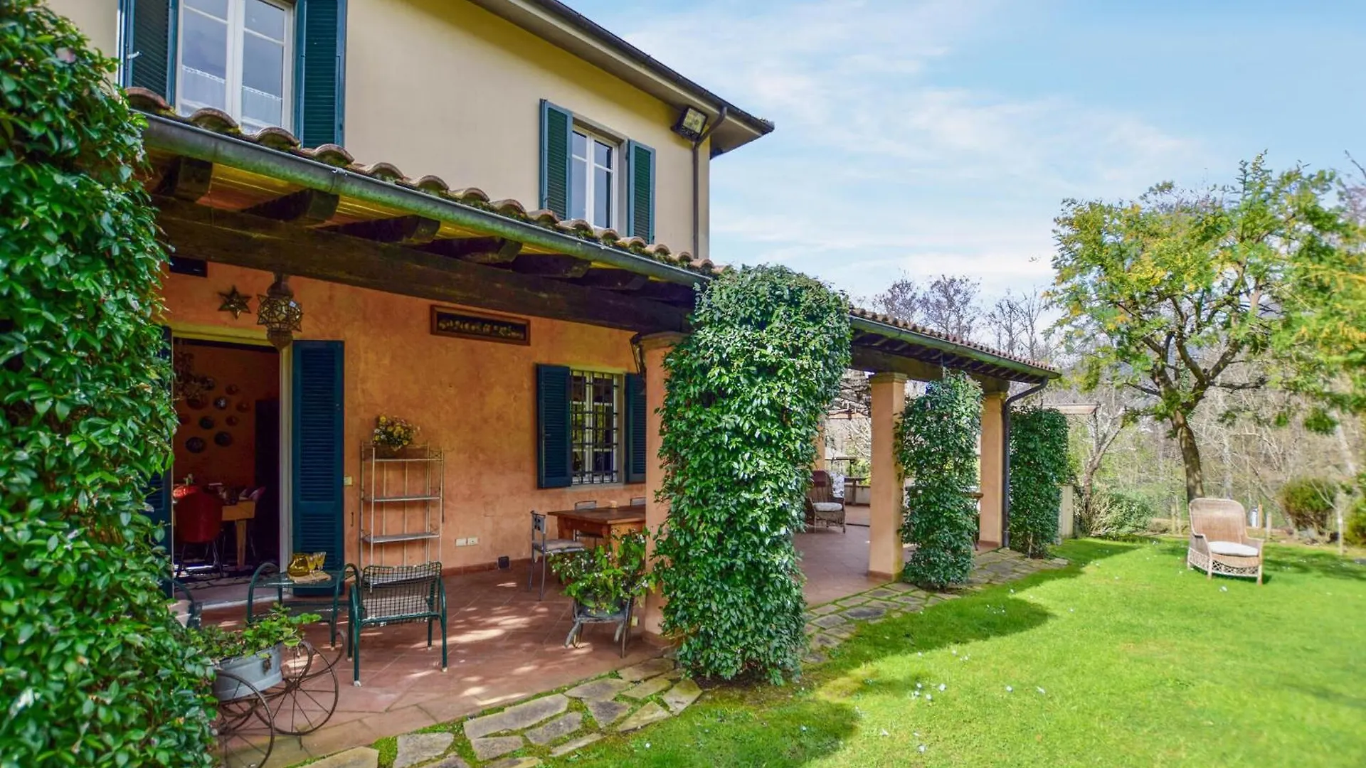 Beautiful Home In Camaiore With Kitchen
