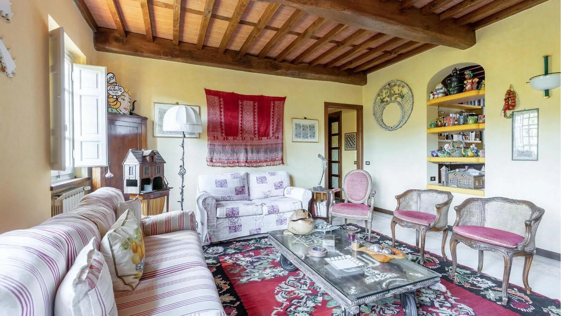Beautiful Home In Camaiore With Kitchen Italy