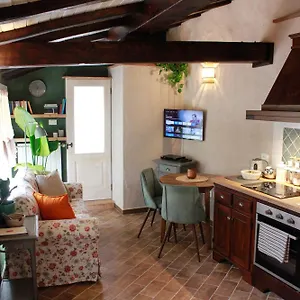 Casa vacanze La Casina Di Mezzo - Tiny House, Camaiore